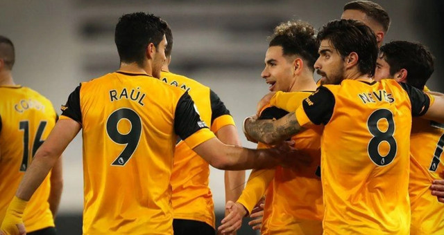 保证每场至 保证每场至